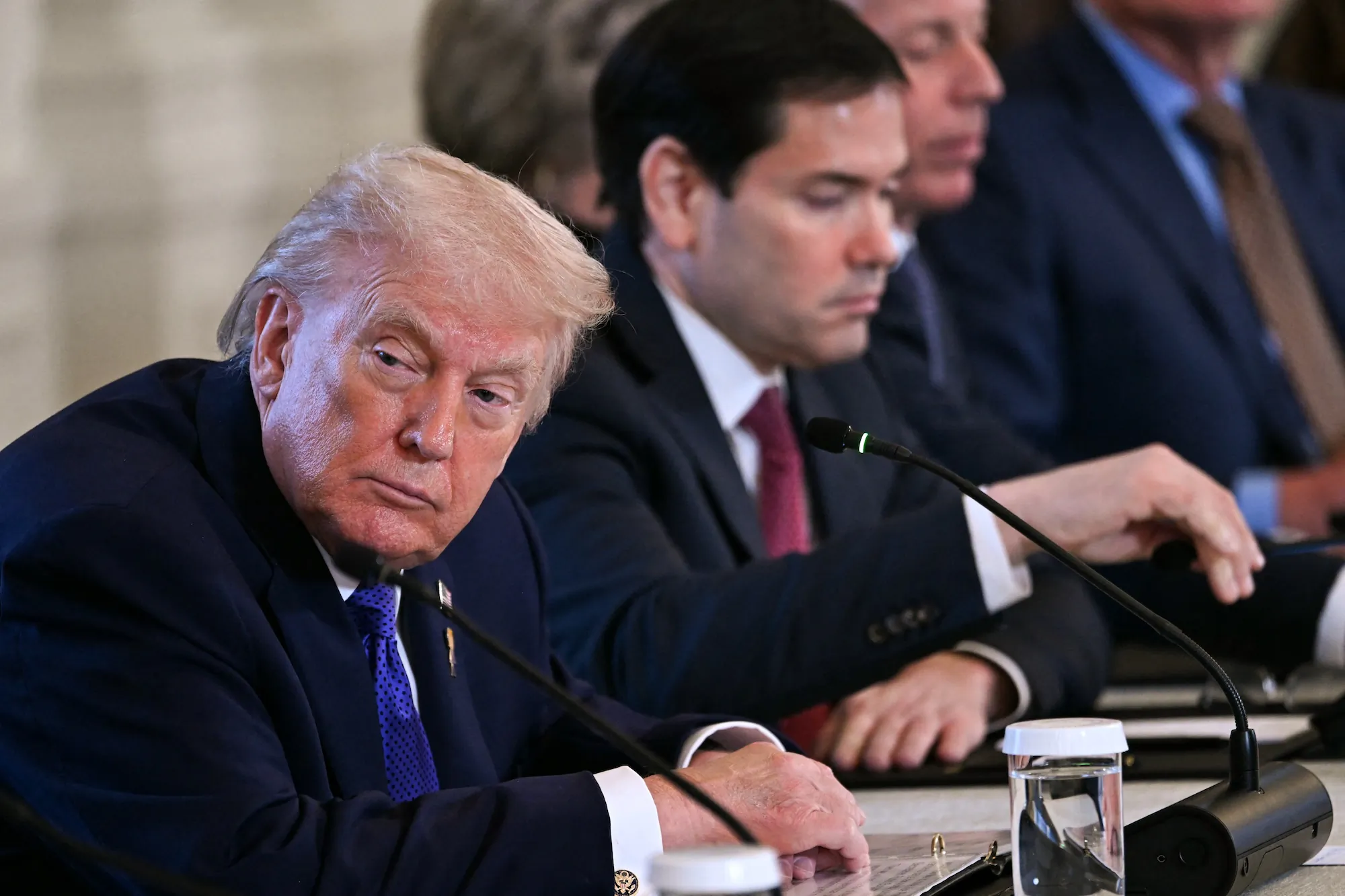 Trump Declares National Emergency to Shield Venezuelan Oil Revenues Held in US