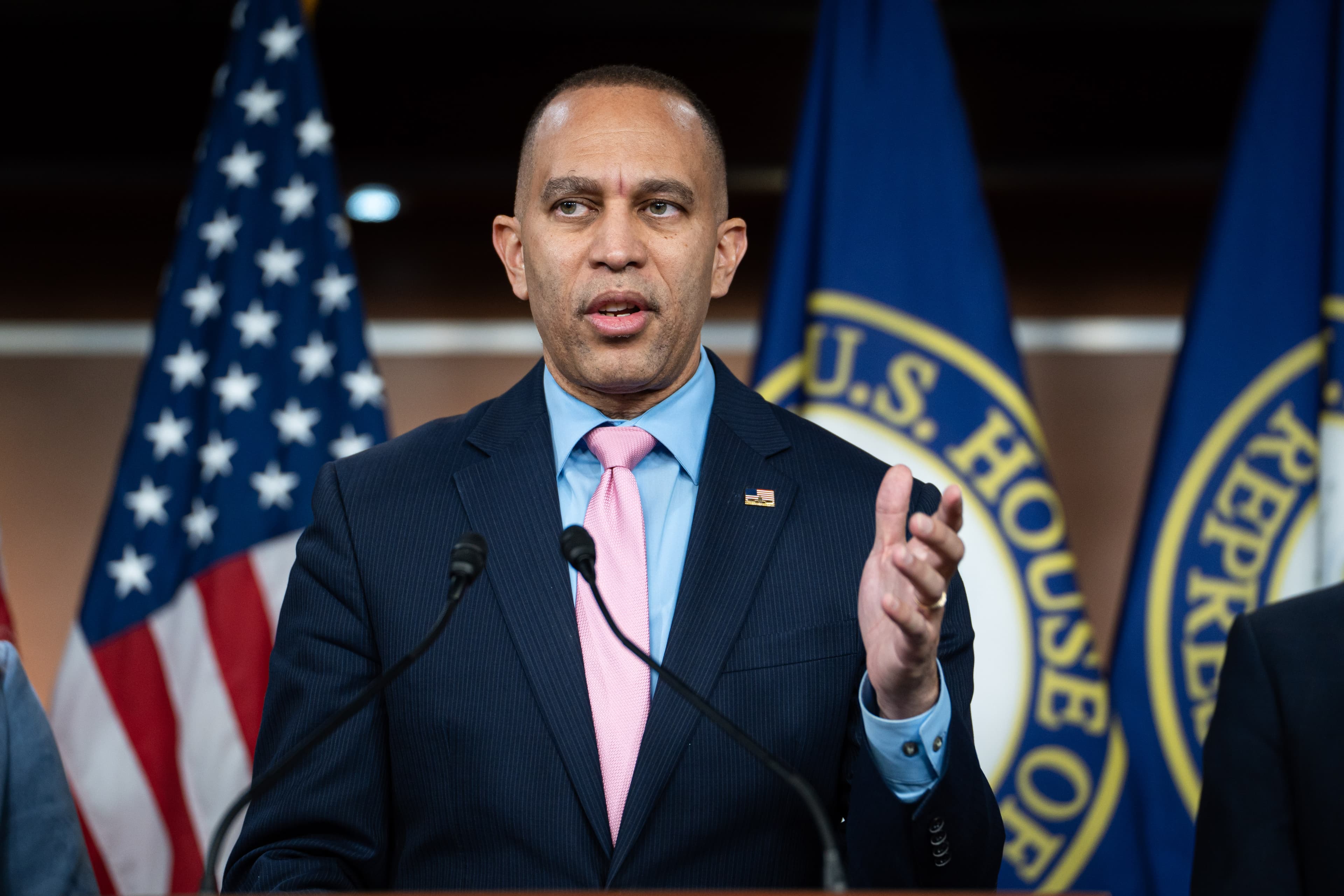 LIVE NOW: House Democratic Leader Jeffries and DCCC Chair DelBene Hold Post-Election Press Conference