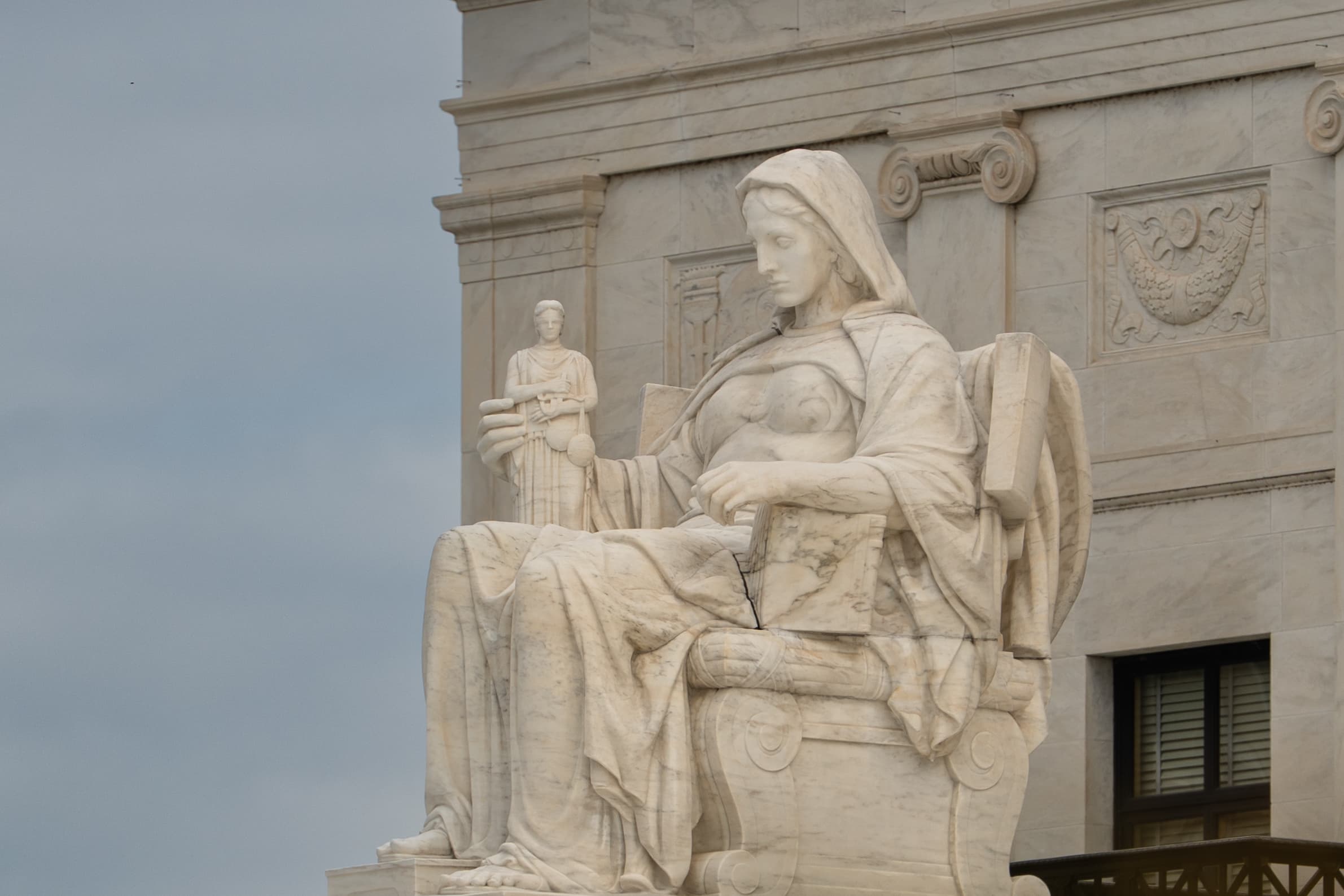 LIVE NOW: Supreme Court Hears Arguments on 2 Cases Related to Trump’s Tariffs