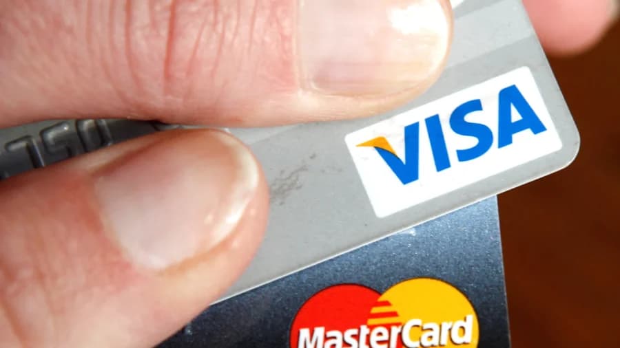 Trump Calls for One-Year Cap on Credit Card Interest Rates at 10 Percent