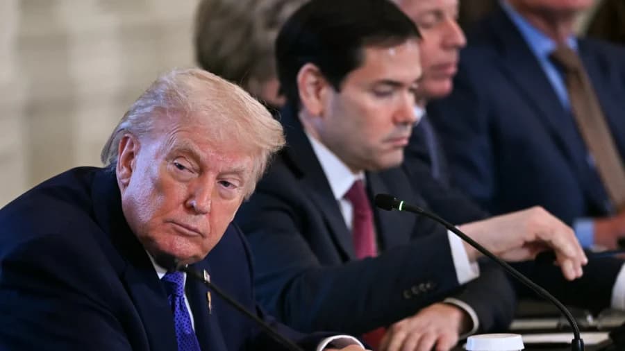 Trump Declares National Emergency to Shield Venezuelan Oil Revenues Held in US