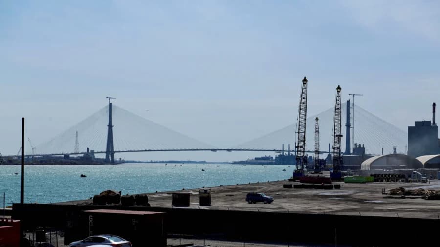 Trump Halts Approval for Ontario-Michigan Bridge, Calls for Renegotiation