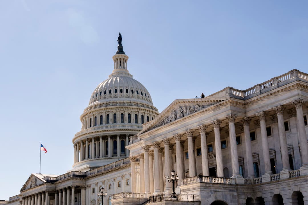 Government Remains Closed After 13th Vote to Reopen Fails